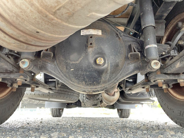 三菱ふそうキャンターアルミバン小型（2t・3t）[写真27]