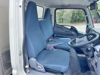 三菱ふそうキャンターアルミバン小型（2t・3t）[写真34]