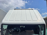 三菱ふそうキャンターアルミバン小型（2t・3t）[写真09]