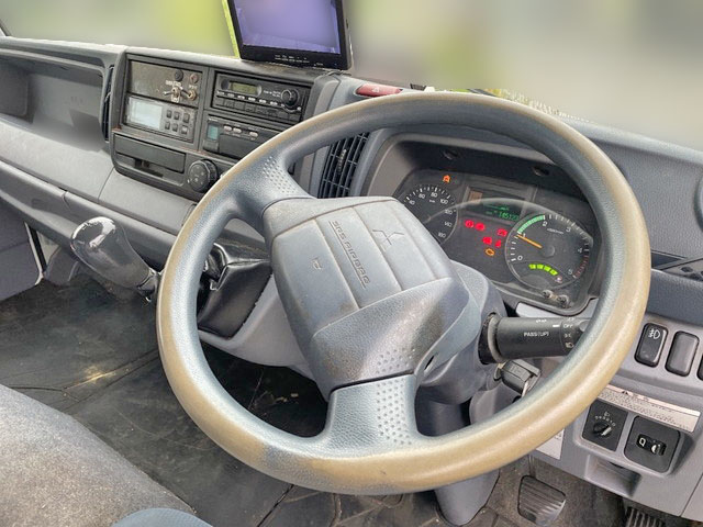 三菱ふそうキャンター冷凍車（冷蔵車）小型（2t・3t）[写真30]