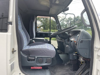 UDトラックスコンドルセルフクレーン4段中型（4t）[写真28]