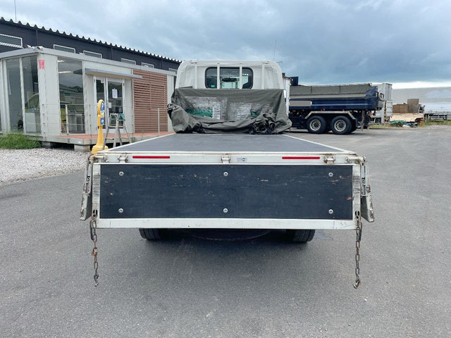 いすゞエルフ平ボディ小型（2t・3t）[写真11]