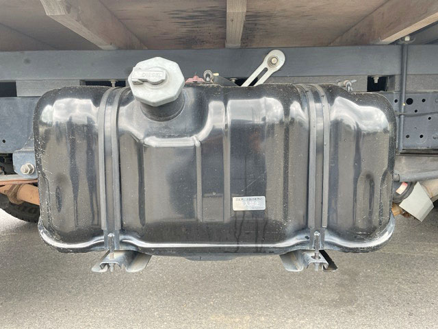 いすゞエルフ平ボディ小型（2t・3t）[写真19]