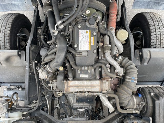 いすゞフォワード平ボディ中型（4t）[写真22]