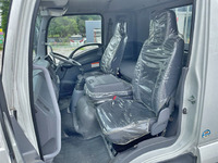 いすゞフォワード平ボディ中型（4t）[写真26]