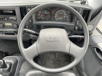 いすゞフォワード平ボディ中型（4t）[写真32]