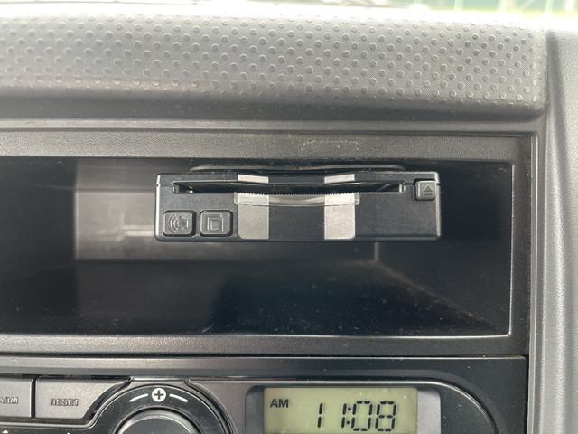 いすゞフォワード平ボディ中型（4t）[写真37]