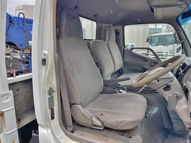 日野デュトロクレーン付小型（2t・3t）[写真23]