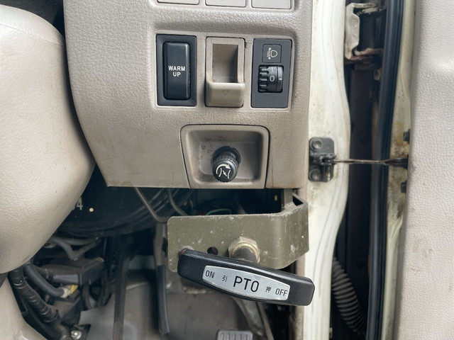 日野デュトロクレーン付小型（2t・3t）[写真31]