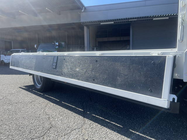 いすゞエルフ平ボディ小型（2t・3t）[写真18]