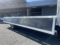 いすゞエルフ平ボディ小型（2t・3t）[写真18]