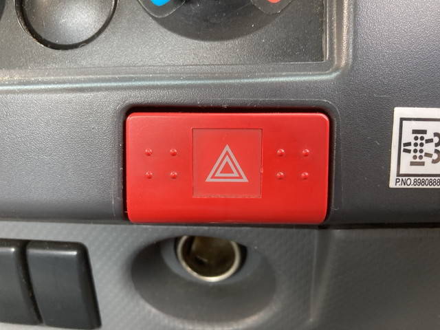 いすゞエルフ平ボディ小型（2t・3t）[写真36]