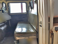 いすゞエルフダブルキャブ（Wキャブ）小型（2t・3t）[写真21]