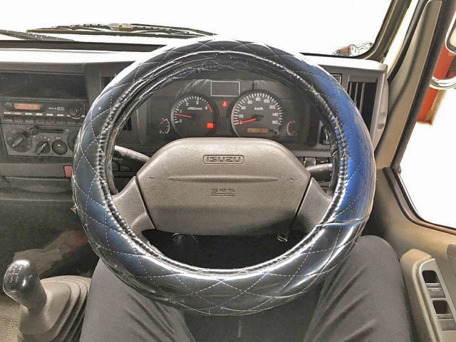 いすゞエルフダブルキャブ（Wキャブ）小型（2t・3t）[写真28]