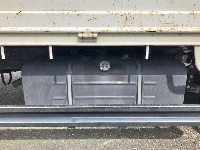 日野デュトロ平ボディ小型（2t・3t）[写真21]