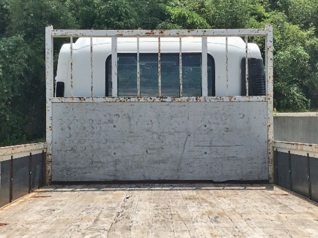 いすゞフォワード平ボディ中型（4t）[写真14]