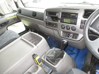 UDトラックスコンドル冷凍車（冷蔵車）中型（4t）[写真20]