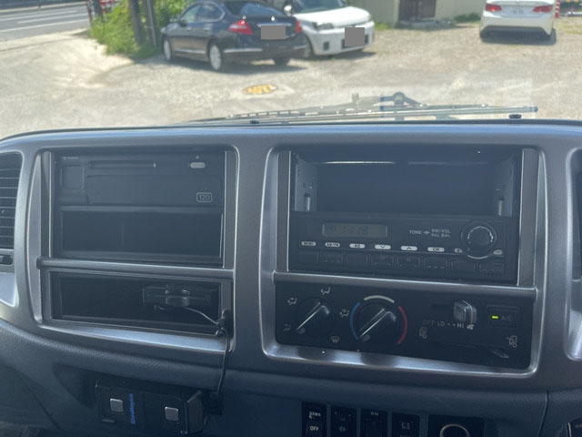 日野レンジャーアルミウイング中型（4t）[写真28]