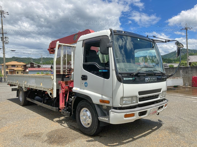 いすゞフォワードクレーン3段中型（4t）[写真03]