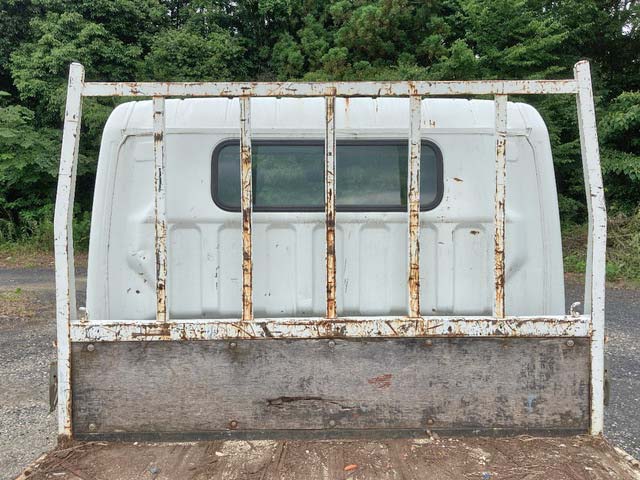 三菱ふそうキャンター平ボディ小型（2t・3t）[写真10]