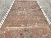 三菱ふそうキャンター平ボディ小型（2t・3t）[写真11]