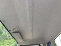 三菱ふそうキャンター平ボディ小型（2t・3t）[写真32]