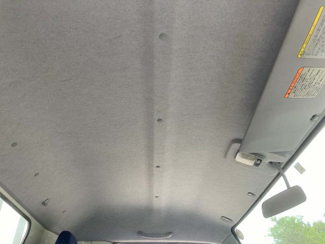 三菱ふそうキャンター平ボディ小型（2t・3t）[写真35]