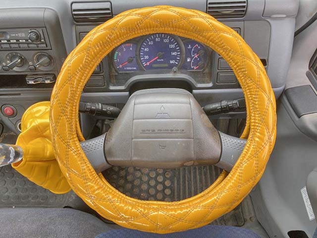 三菱ふそうキャンター平ボディ小型（2t・3t）[写真36]