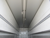 三菱ふそうスーパーグレートアルミウイング大型（10t）[写真12]