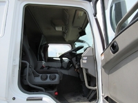 三菱ふそうスーパーグレートアルミウイング大型（10t）[写真22]