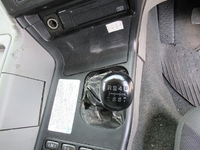 三菱ふそうスーパーグレートアルミウイング大型（10t）[写真29]