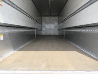 三菱ふそうスーパーグレートアルミウイング大型（10t）[写真08]