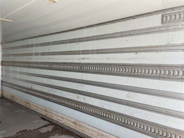 いすゞフォワード冷凍車（冷蔵車）増トン（6t・8t）[写真13]