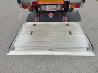 いすゞフォワード冷凍車（冷蔵車）増トン（6t・8t）[写真19]