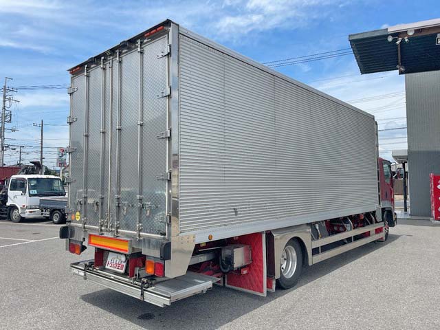 いすゞフォワード冷凍車（冷蔵車）増トン（6t・8t）[写真02]