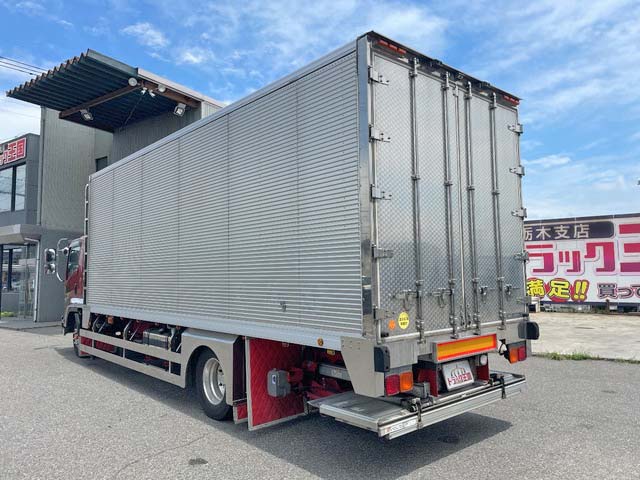 いすゞフォワード冷凍車（冷蔵車）増トン（6t・8t）[写真04]