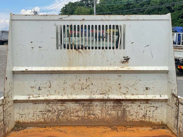 三菱ふそうキャンターダンプ小型（2t・3t）[写真12]