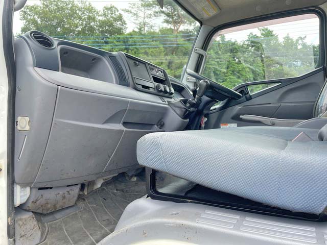 三菱ふそうキャンターダンプ小型（2t・3t）[写真33]