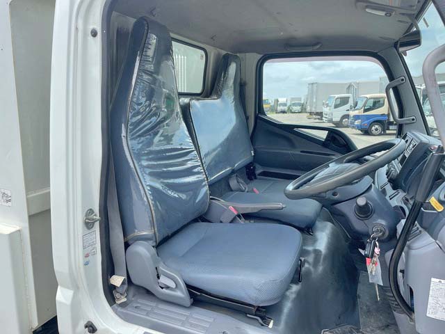 三菱ふそうキャンターダンプ小型（2t・3t）[写真36]