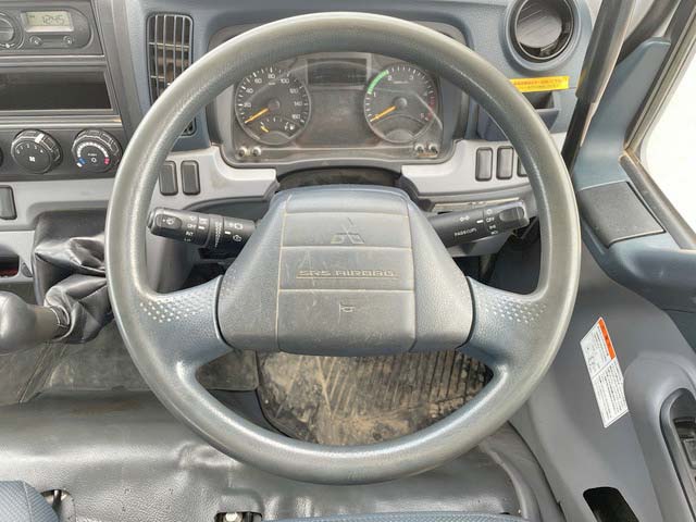 三菱ふそうキャンターダンプ小型（2t・3t）[写真38]