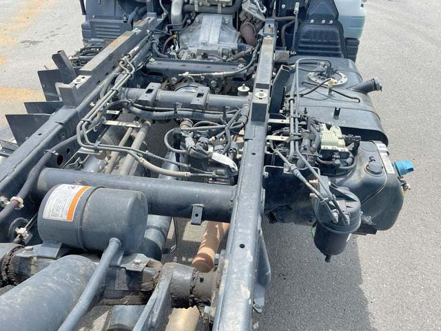 三菱ふそうキャンターダンプ小型（2t・3t）[写真24]