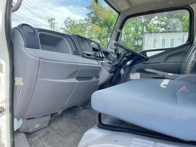 三菱ふそうキャンターダンプ小型（2t・3t）[写真33]