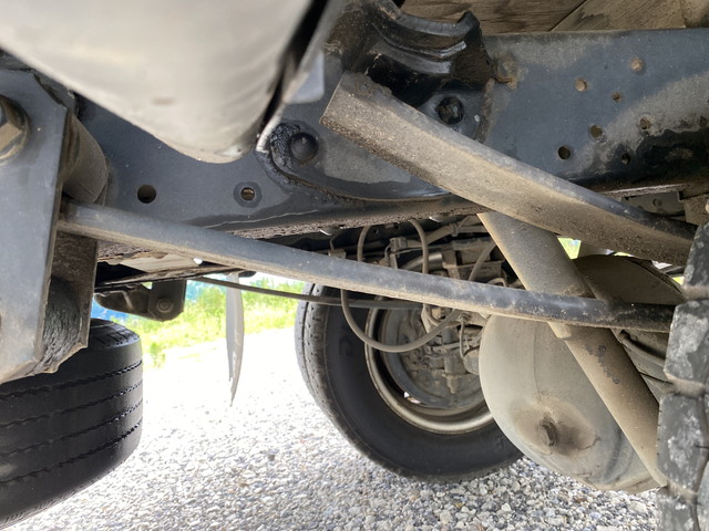 いすゞエルフ平ボディ小型（2t・3t）[写真21]