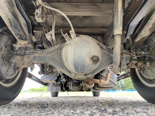 いすゞエルフ平ボディ小型（2t・3t）[写真25]