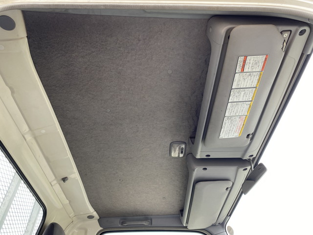 いすゞエルフ平ボディ小型（2t・3t）[写真29]