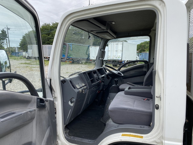 いすゞエルフ平ボディ小型（2t・3t）[写真31]