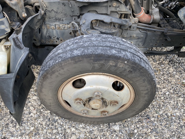 いすゞエルフ平ボディ小型（2t・3t）[写真08]