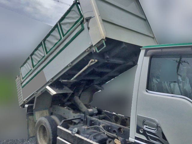 いすゞエルフダンプ小型（2t・3t）[写真04]