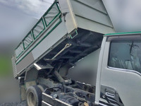 いすゞエルフダンプ小型（2t・3t）[写真04]