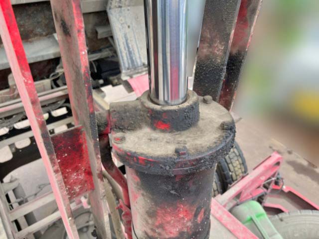 日野レンジャーダンプ増トン（6t・8t）[写真21]